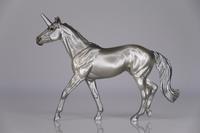 Breyer Pferd Stablemates Modellpferd Einhorn silber Thoroughbred Nordrhein-Westfalen - Leverkusen Vorschau