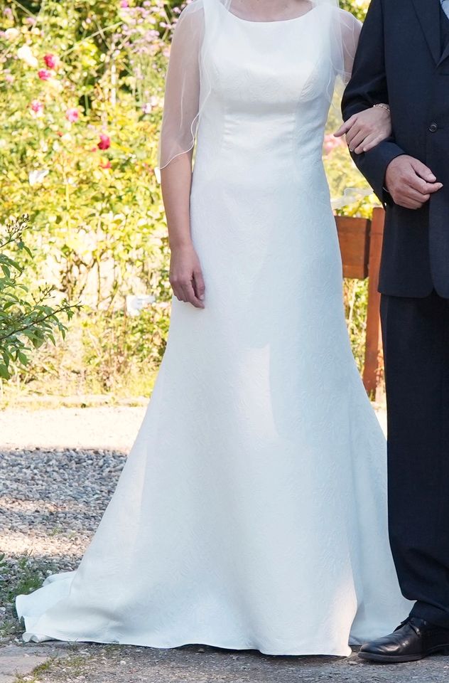 Brautkleid weiß Alba Pavo Größe 38 Hochzeitskleid in Wiefelstede