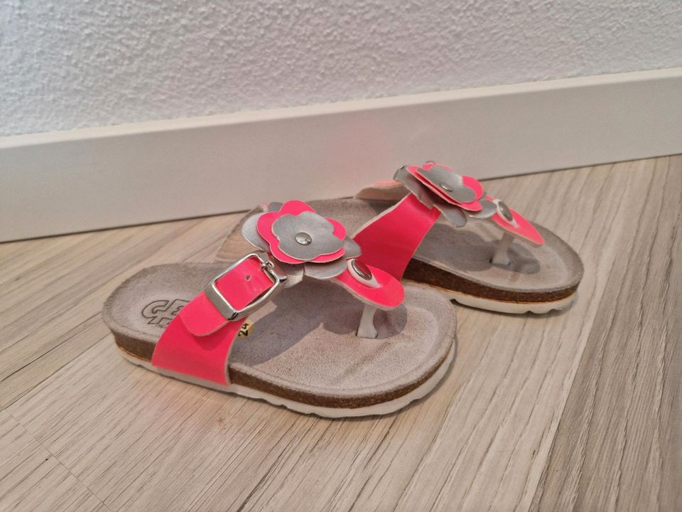 NEU Sandalen Gr. 24 Zehensandalen Sommerschuhe Mädchen in Ammerthal