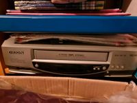 VHS Videorekorder Orion & 28 Kassetten Hessen - Nidderau Vorschau