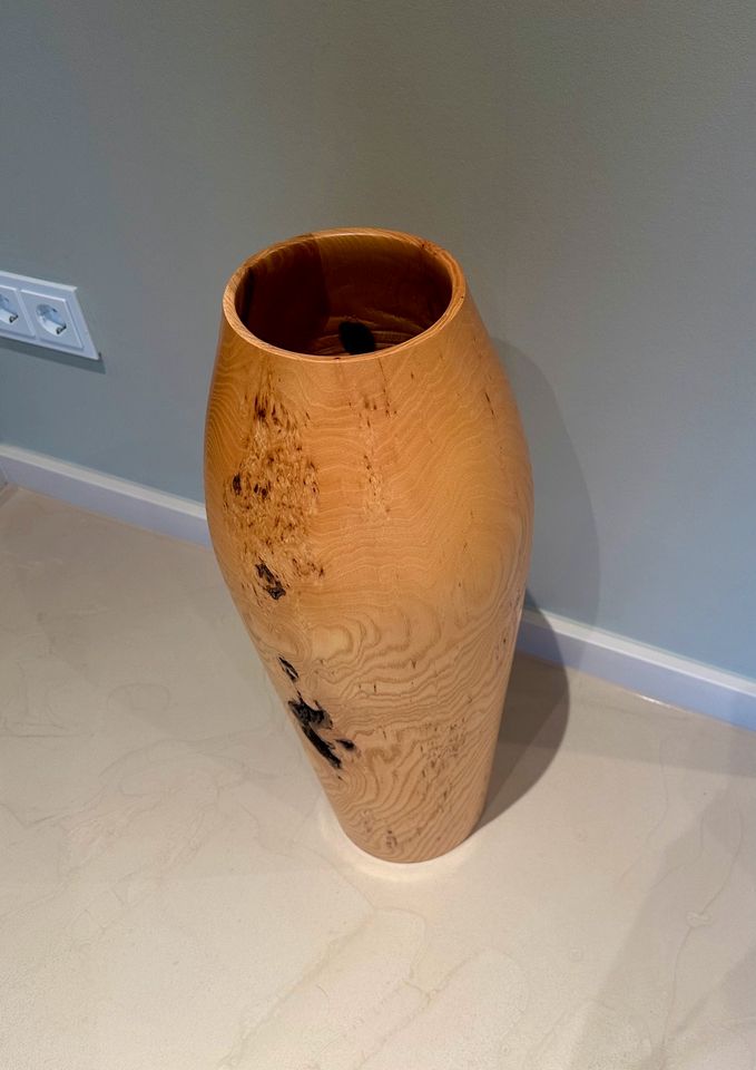 Große Vase Bodenvase  Holz 60cm in Bendestorf