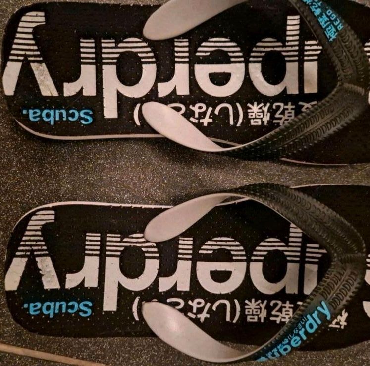 Superdry Flip Flops Größe S in Bochum