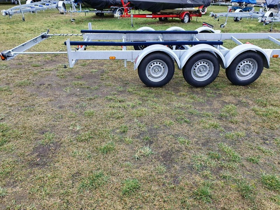 PilOb 3500kg 3-Achser Bootstrailer Bootsanhänger in Neuruppin