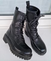 Boots Stiefel schwarz Damen 39 Schuhe Nordrhein-Westfalen - Krefeld Vorschau