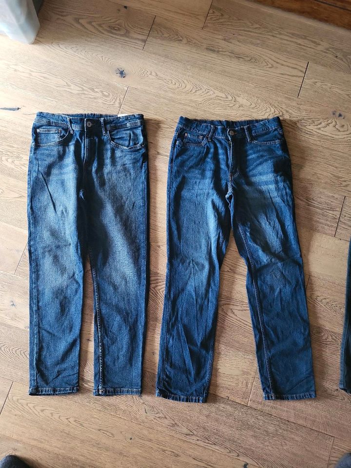 2 Jeans von H&M in Gr.164 in Mannheim