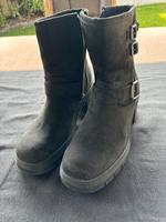 Boots Stiefeletten Gr. 40 schwarz Velours Nordrhein-Westfalen - Kaarst Vorschau