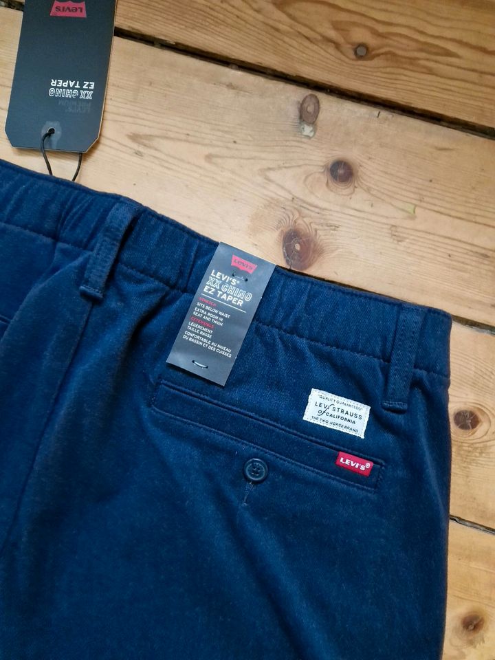 Levi's XX Chino EZ Taper Gr. L NEU in Bobritzsch-Hilbersdorf