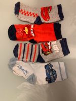 Socken   4 Paar Gr 31 - 34 Cars plus 1 paar Kniestrümpfe Frankfurt am Main - Bockenheim Vorschau