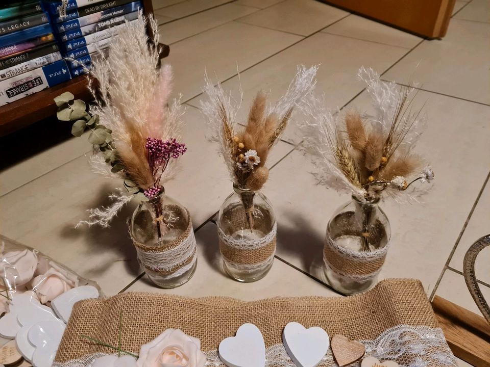 Hochzeit Tischdeko Streudeko Hochzeitsdeko Trockenblumen Deko in Merseburg