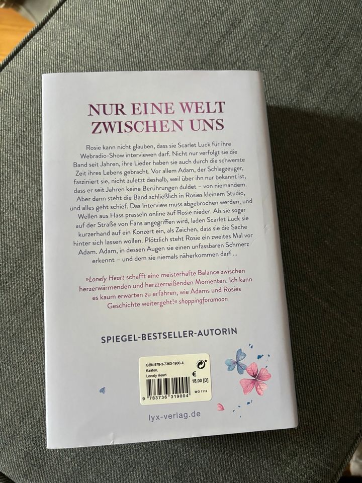 Buch-Paket- Liebesgeschichten Colleen Hoover und weitere in Hannover