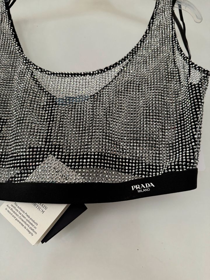 Prada Chrystal Shirt top mit Zier Steinen Ziersteine Strass neu in München