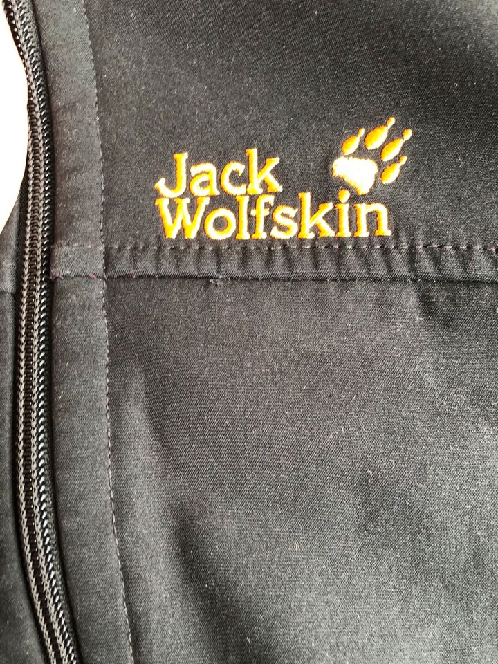 Softshelljacke Jack Wolfskin Größe 152 in Teltow