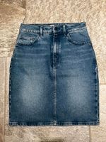 Hugo Boss Casual Jeans Rock Gr. 26 NEU München - Trudering-Riem Vorschau