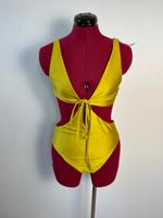 NEU sexy goldgelber Cutout Badeanzug Gr. 38 von Hunkemöller Berlin - Reinickendorf Vorschau