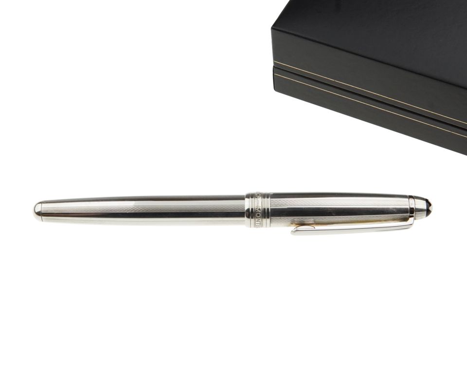 Montblanc Meisterstück Solitaire Pure Silver Rollerball No.163 in Pfarrkirchen