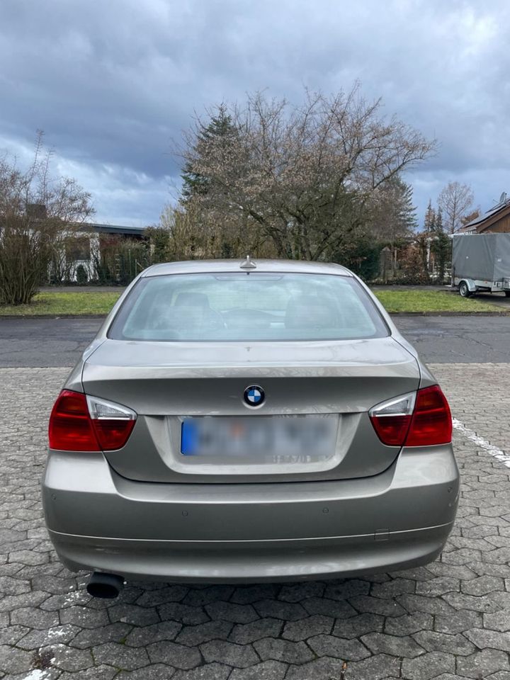 BMW 320i - in Würzburg