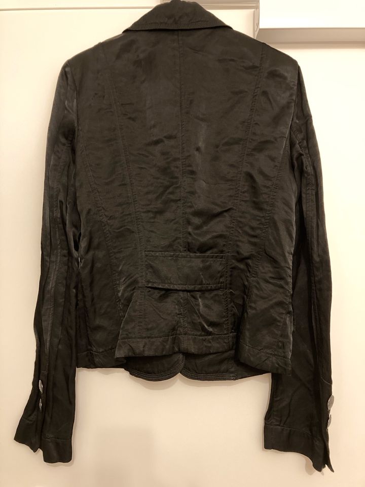 Moderner, schwarzer Blazer von Airfield, Gr. 36 in München