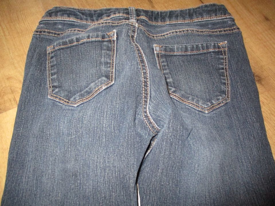 schöne Mädchen Jeans Hose verstellbarer Bund Gr. 146 jeansblau TO in Elxleben an der Gera