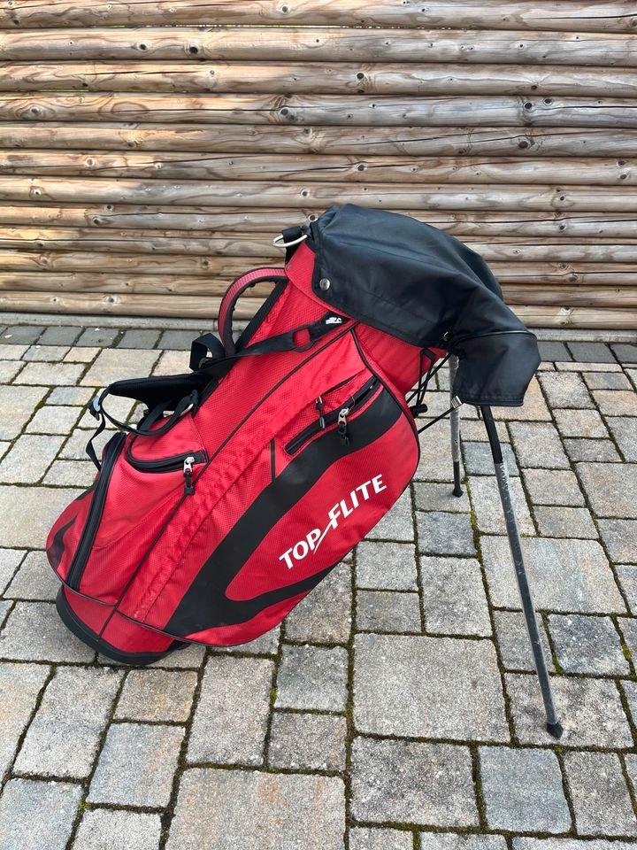 Golfbags und Schläger in Wörrstadt