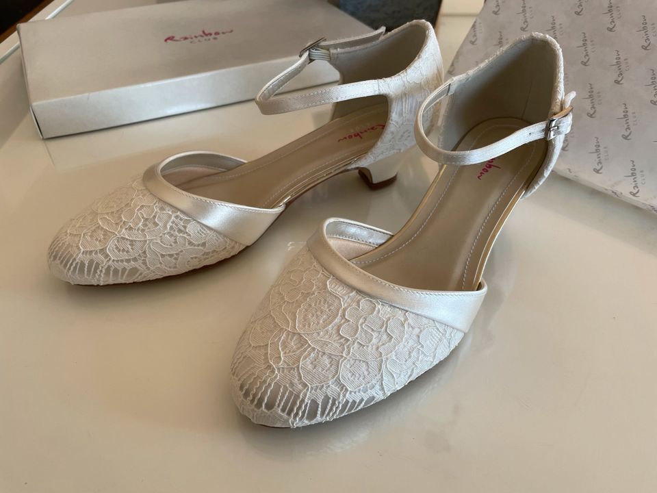 **NEU** Rainbow Club Brautschuhe Mickie Ivory Satin mit Spitze in Weitnau