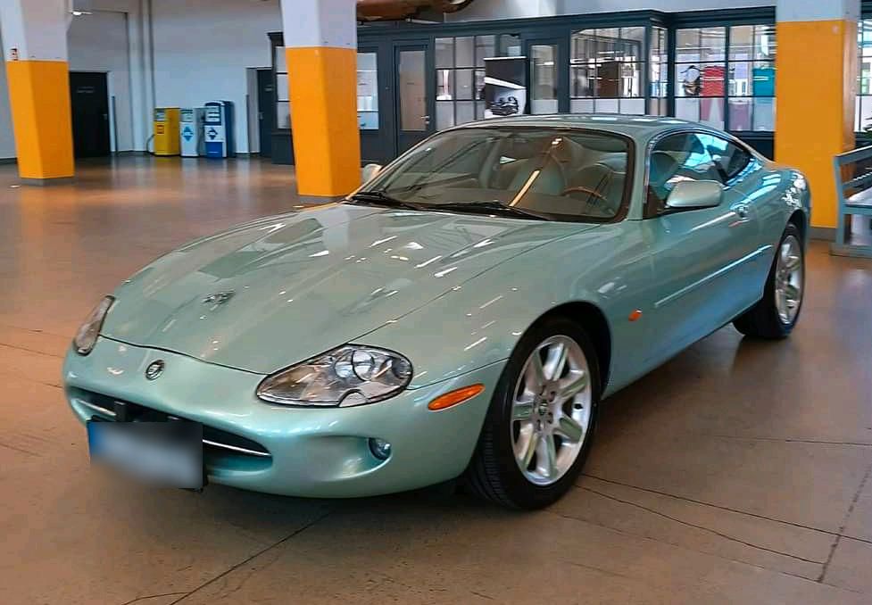 Abbildung des Autos Jaguar xk 8