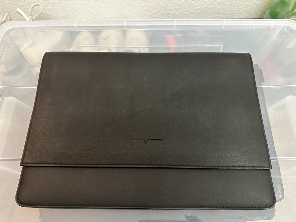 Von Holzhausen MacBook Sleeve 13 Zoll Leder schwarz in Siegen