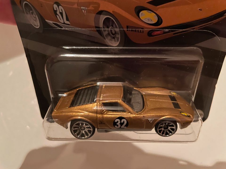 Hot Wheels Vintage Racing Club Lamborghini Miura SV Porsche 911 in Leipzig