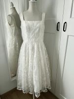 Chi Chi London Brautkleid Spitze Hochzeitskleid Pailetten Kleid Dresden - Strehlen Vorschau