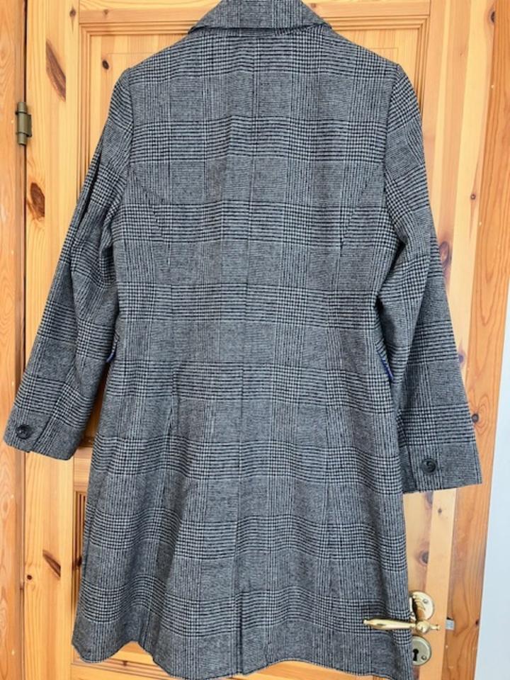 NEU, edler 50% Woll mantel, Alexon, UK grau meliert, 40, VP 199.- in Engstingen