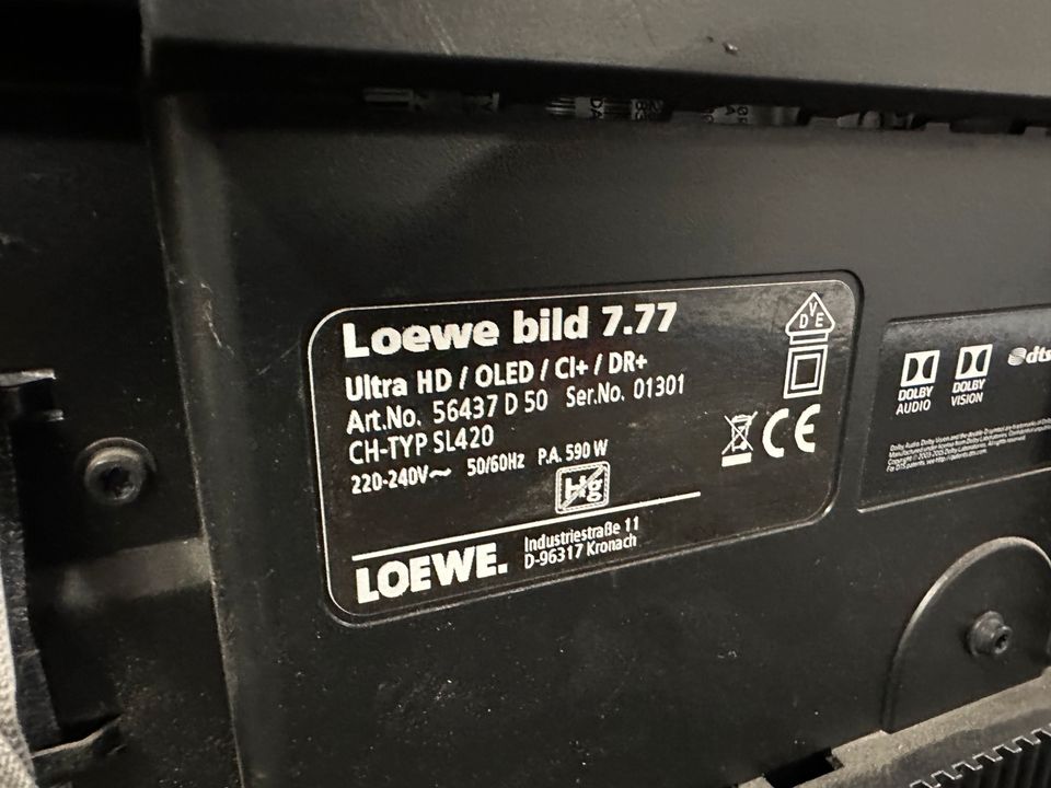 Loewe Bild 7.77 funktioniert hat nur Displayschaden in Hagenow