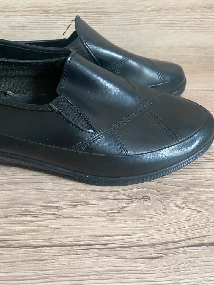 Elastromere Schuhe Halbschuhe Mokassins Gr: 39 schwarz Vintage in Camburg