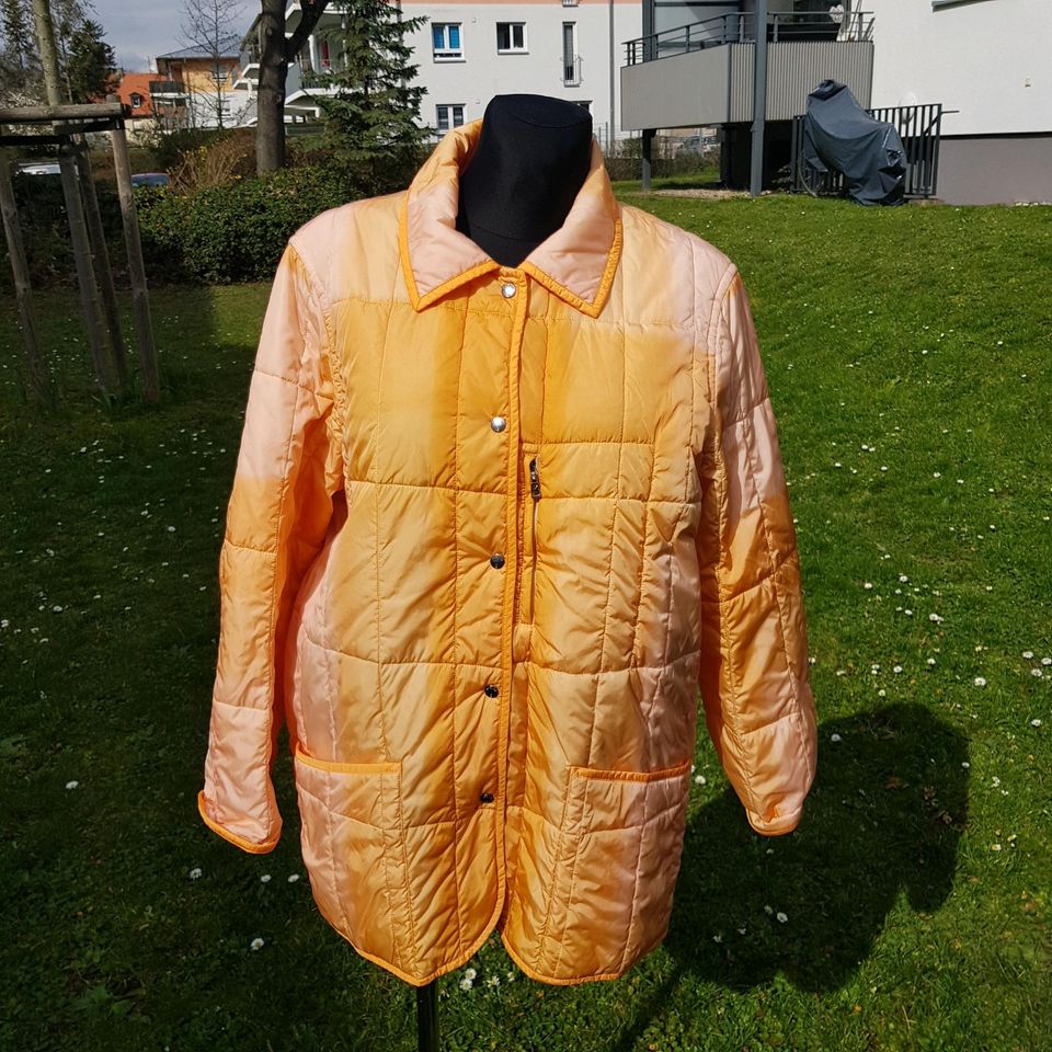 Bogner damen leichte Steppjacke gr.44 orange fast Neu in Frankfurt am Main