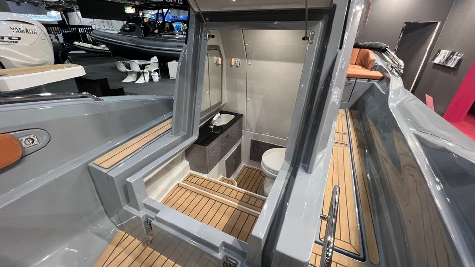 ZAR 79 SL SPORT LUXURY NEUBOOT ZARFORMENTI ** Sofort lieferbar in Schortens