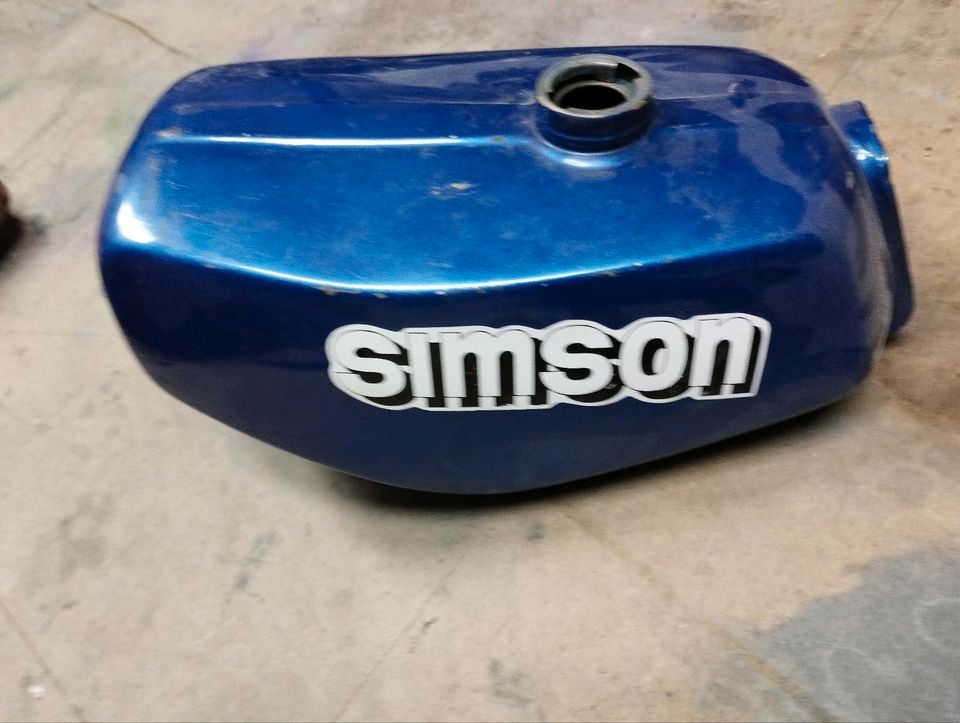 Simson Tank blau Candy metallic glänzend in Steinbach-Hallenberg (Thüringer W)