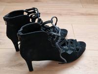 Pumps mit Schnürung Gr. 42 Leipzig - Dölitz-Dösen Vorschau