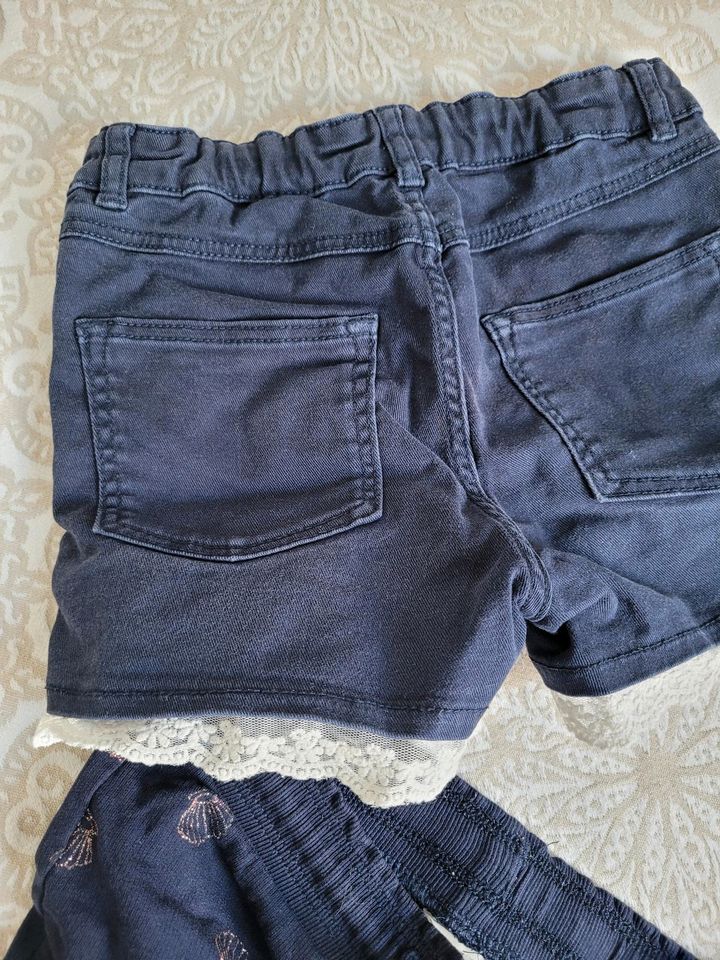 Sommerpaket Shorts Gr. 122 "H&M" in Arnsberg