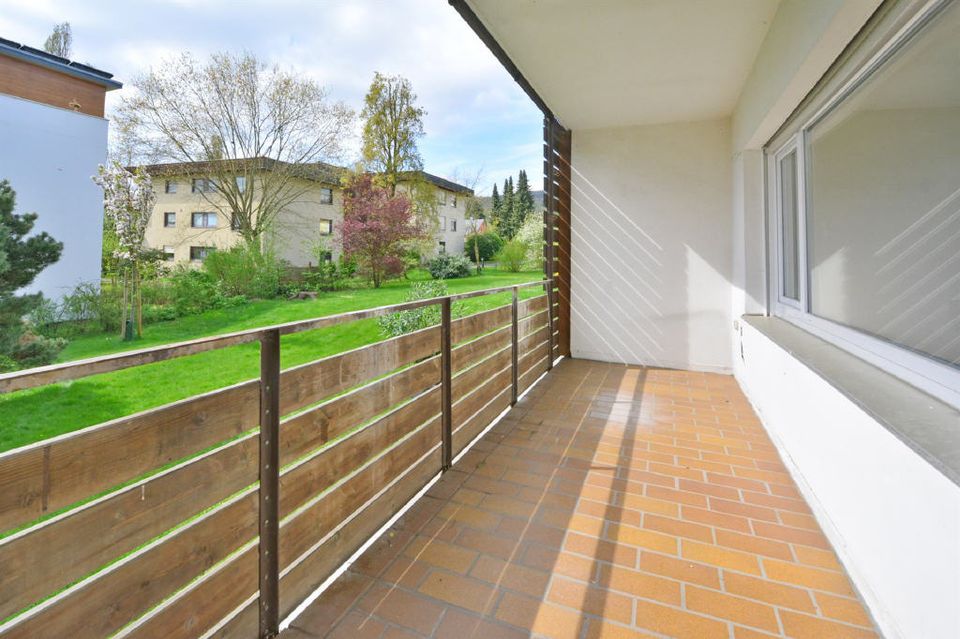 3-ZKB Wohnung mit großem Balkon in schöner Lage von Harleshausen in Kassel