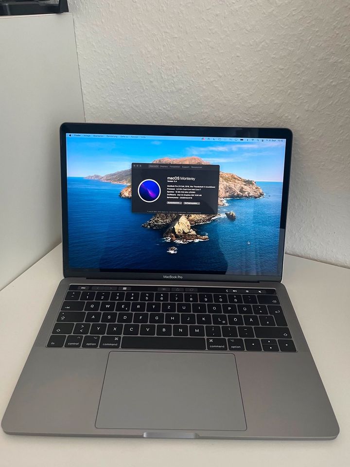 MacBook Pro 13 Zoll 1TB, 16GB RAM, 3,3GHz Dual-Core Intel Core i7 in Frankfurt am Main