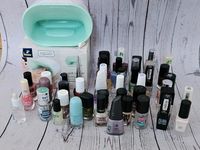 44 Stück Nagellack und Nageltrockner Nailpolish Nail Dryer Niedersachsen - Wolfenbüttel Vorschau