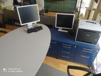 Allianz Schreibtisch, groß, blau Dresden - Seidnitz/Dobritz Vorschau