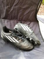 Fußballschuhe Adidas Gr 40 Baden-Württemberg - Bretten Vorschau