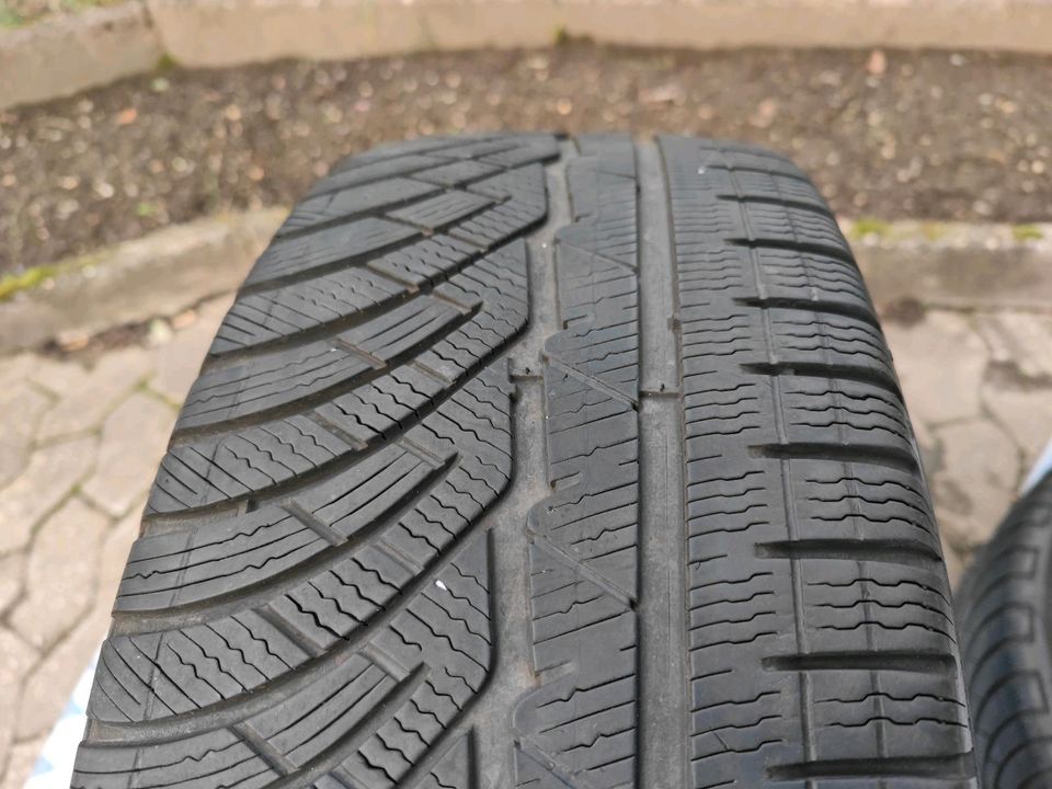 2xMichelin Winterreifen 235/45 R19 99V Alpin 4 AO / Audi A6 etc in Kruft