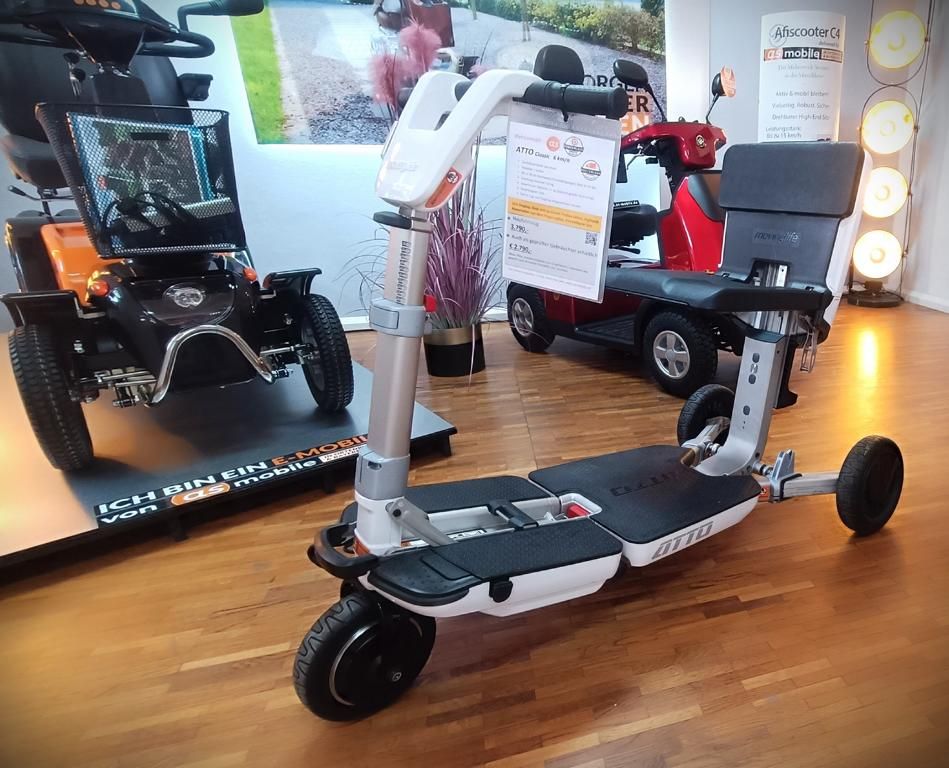 Elektromobil ATTO faltbar zerlegbar klappbar Reise Scooter in Nürnberg (Mittelfr)