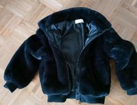 Blouson Jacke schwarz flauschig h&m Gr. 134/140 Bayern - Haibach Unterfr. Vorschau