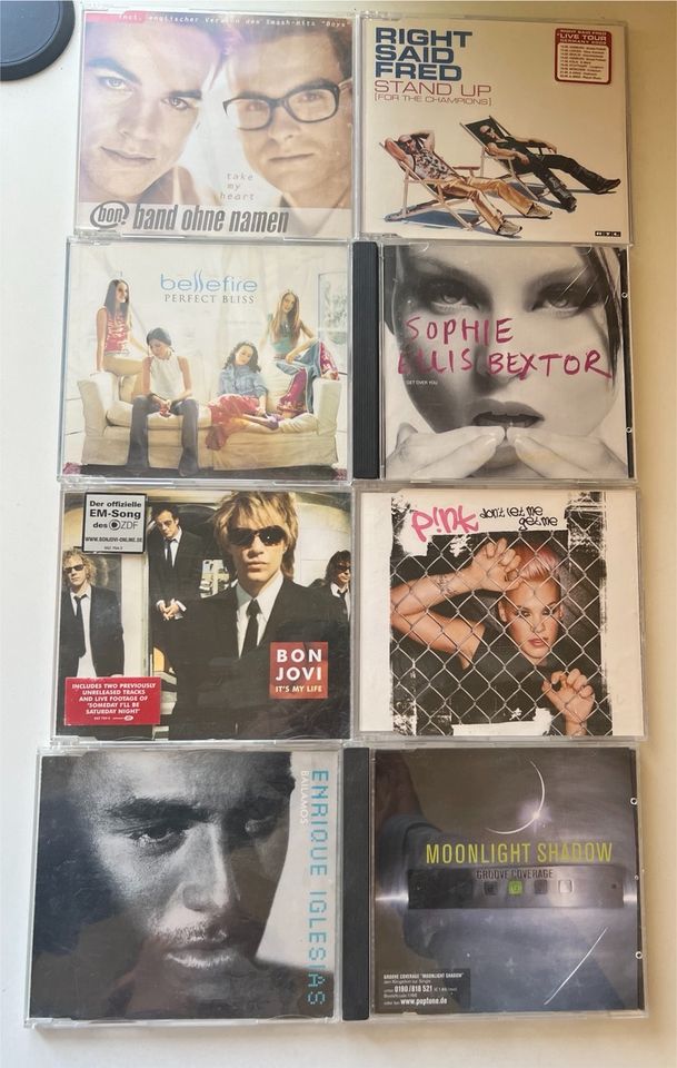 8 Maxi CDs, Bon Jovi, Enrique Iglesias, Band ohne Namen, Bellfire in Fahrenbach