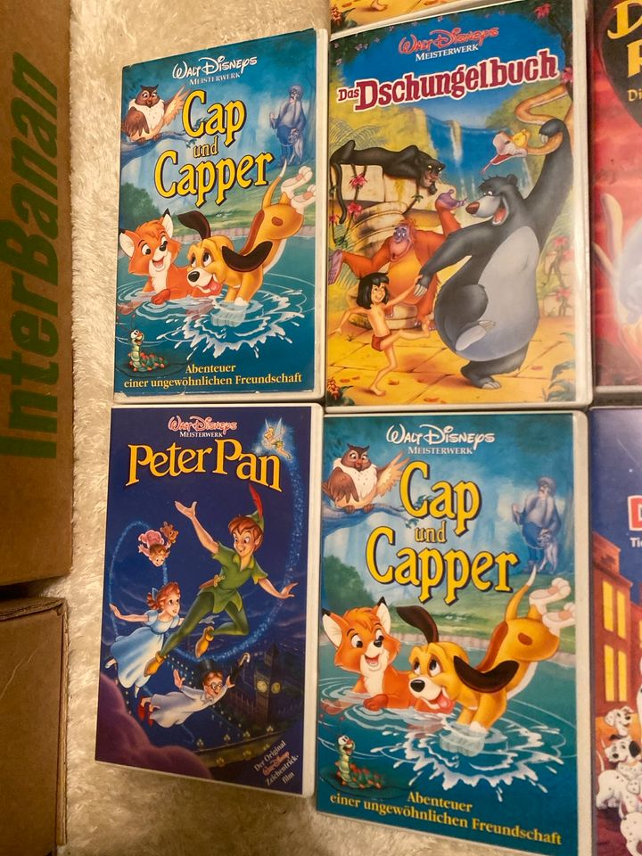 Verschiedene Disney VHS Filme Peter Pan , Dschungelbuch in Burghausen