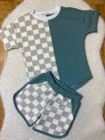 Handmade Sommerset „Checkerboard“ Gr. 92 (T-Shirt & Shorts) Hessen - Hofheim am Taunus Vorschau