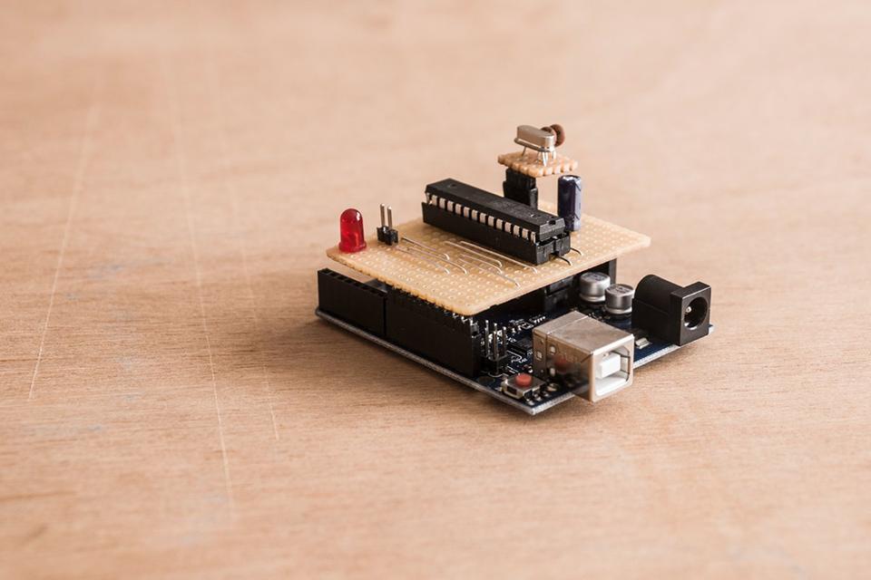 Arduino Atmega Mikrocontroller 28 Pin Programmiergerät Programmer in Hamburg
