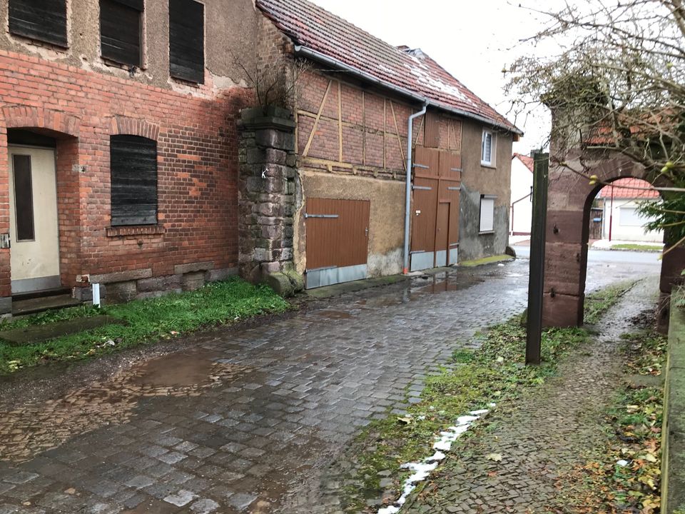 +++ Mietkauf +++ Ehemaliges Gutshaus mit Lagergebäude und einem Stall-/ Scheunengebäude in Kelbra (Kyffhäuser) Kelbra