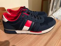 Tommy hilfiger Schuhe gr. 41 sneakers Brandenburg - Erkner Vorschau
